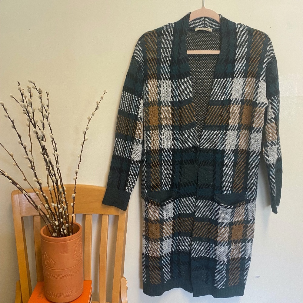 Dex Plaid Cardigan